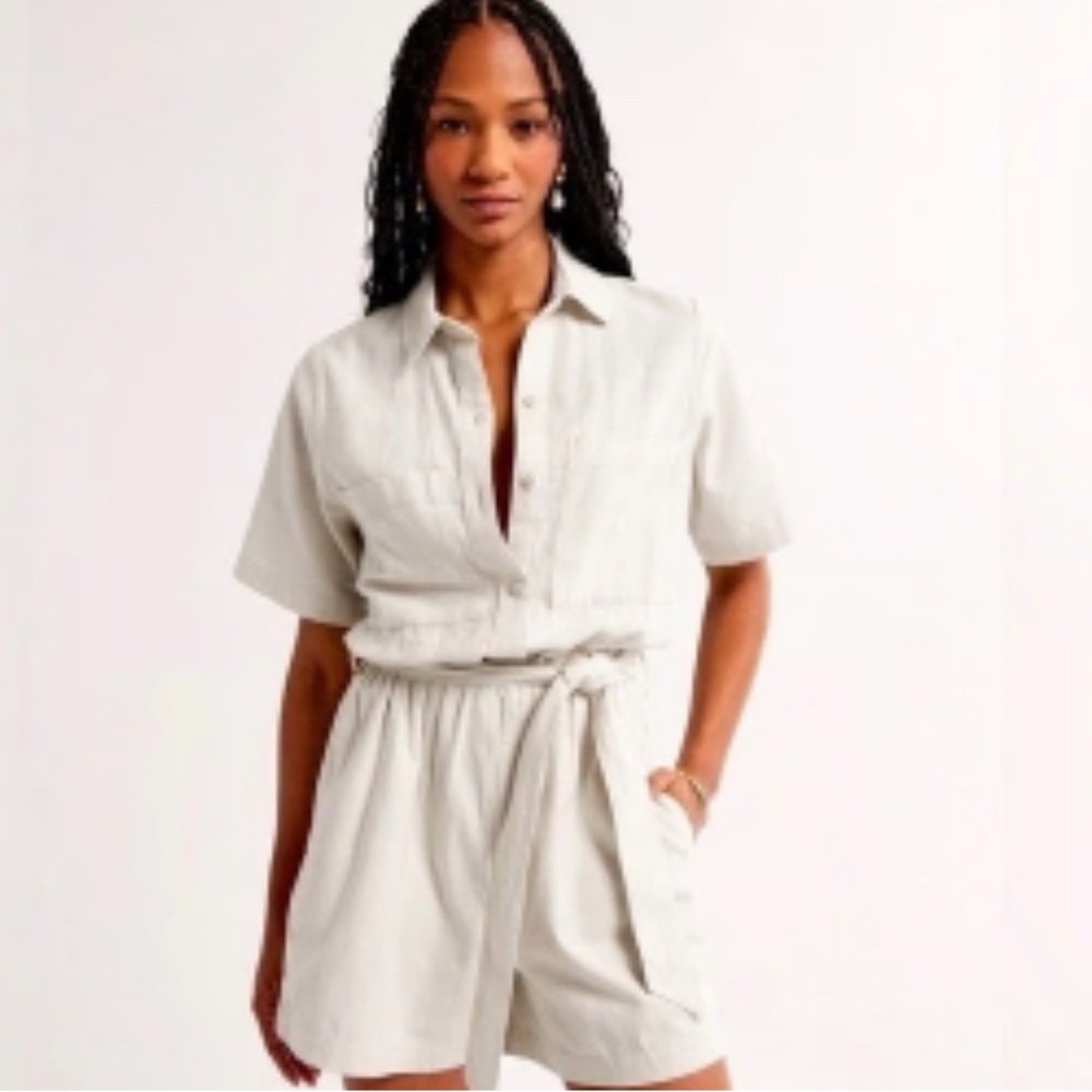 Abercrombie & Fitch Cream Button-Up Romper